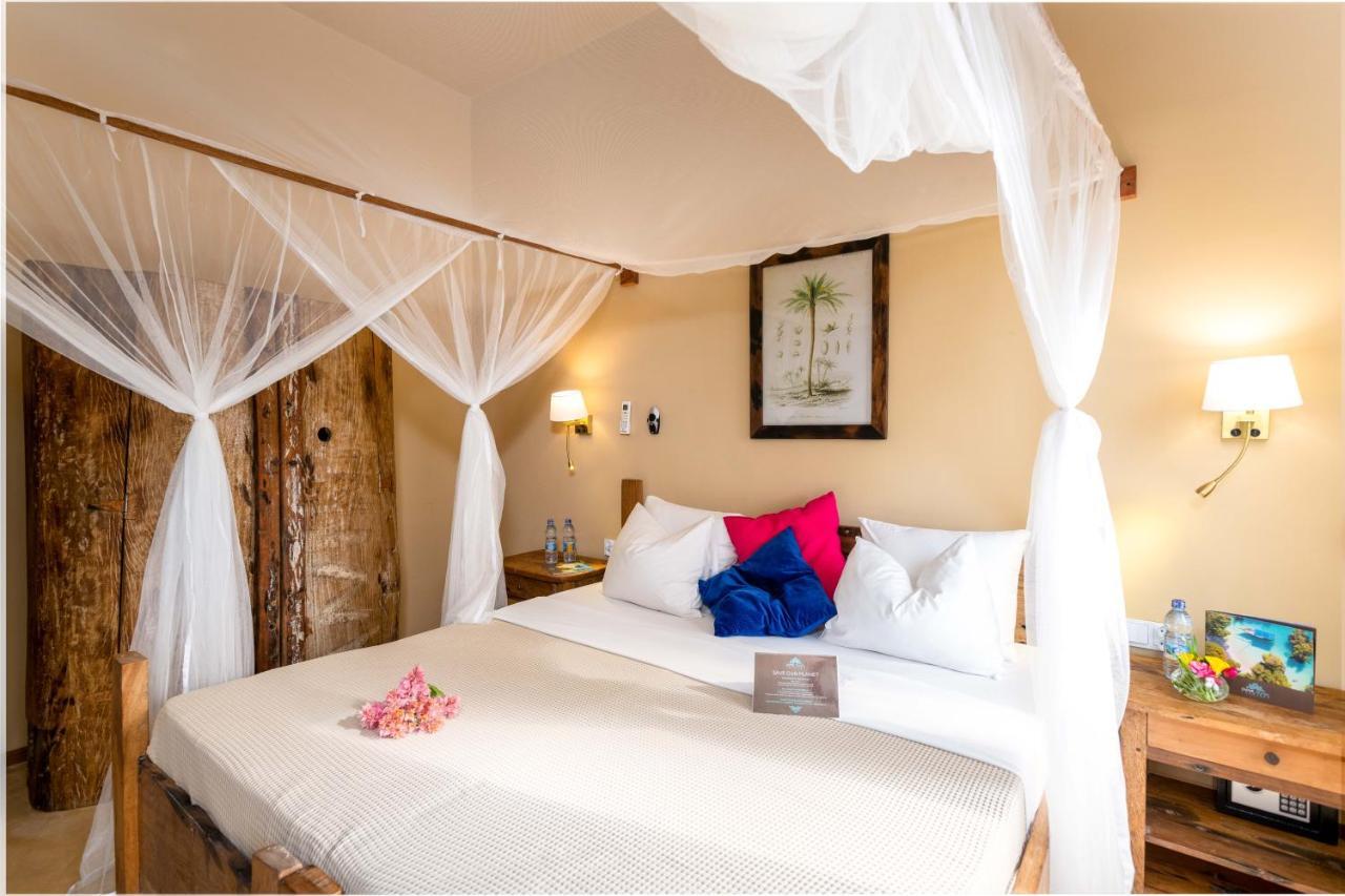 Clove Island Villas & Spa Makunduchi Bagian luar foto