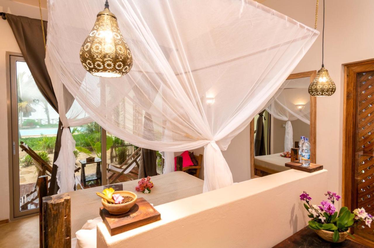 Clove Island Villas & Spa Makunduchi Bagian luar foto